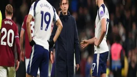 新蒲崗露营装备大促：Montbell登山杖Brooks跑鞋低至五折优惠